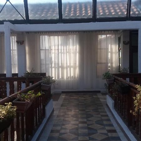 Apartments Secer Sokak Surčin Екстериор снимка